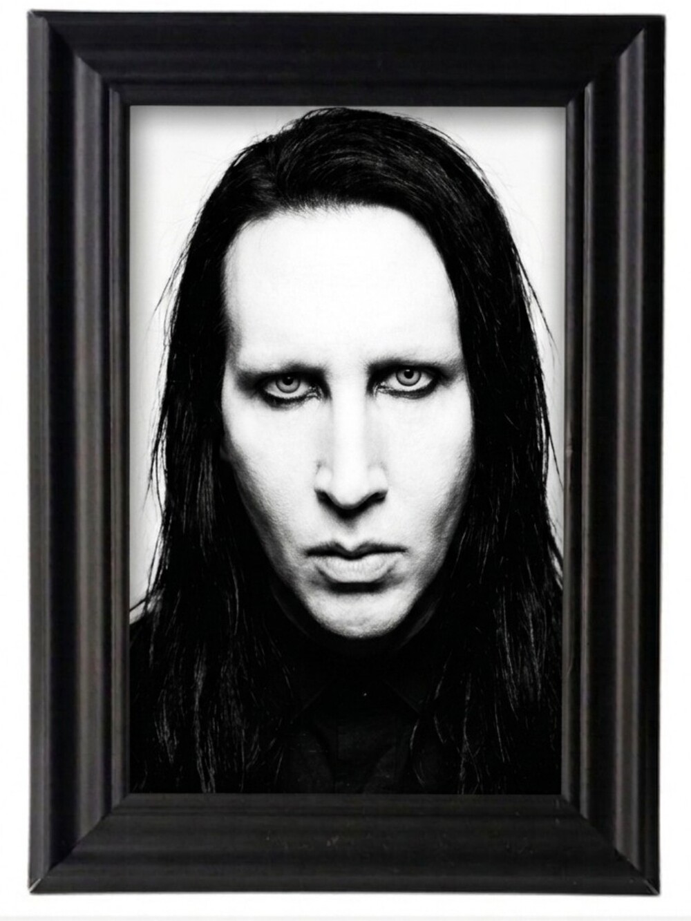 Marilyn Manson Make Up Metal Gothic Rock Alternative punk edgy Goth 90s retro